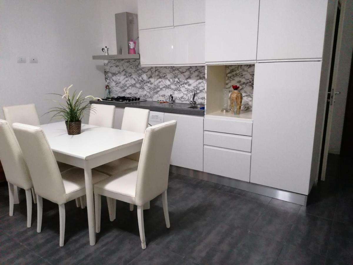 Casa Nuccia 2 Hotel Милано Екстериор снимка